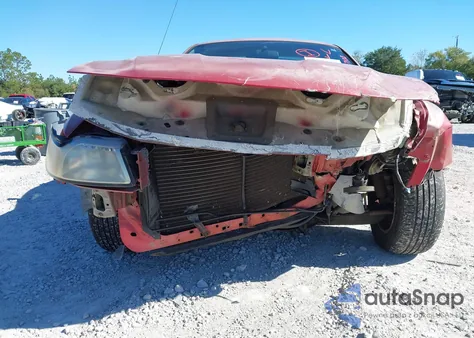 1999 Ford Mustang z USA, uszkodzony, nr VIN 1FAFP4042XF122937